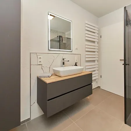 Mosel Panorama Apartment *